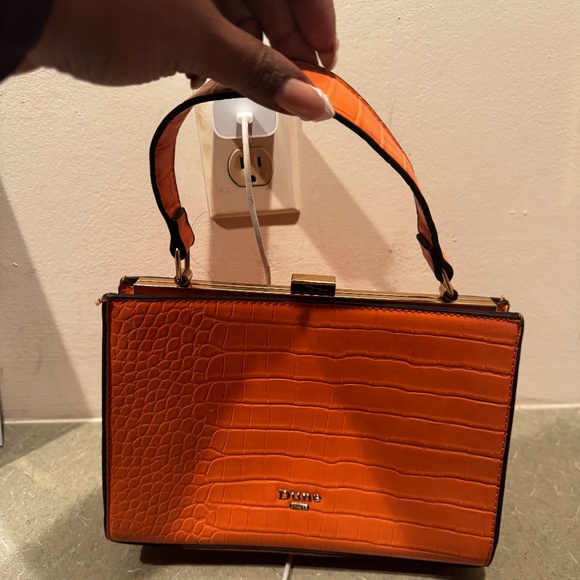 Handbag - Picture 2 of 2